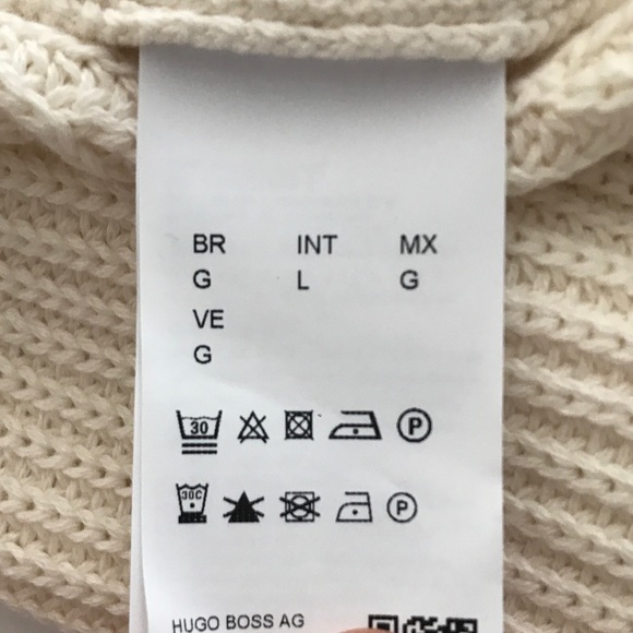 Hugo Boss Women Knit Turtle Neck With Buttons - Picture 6 of 7